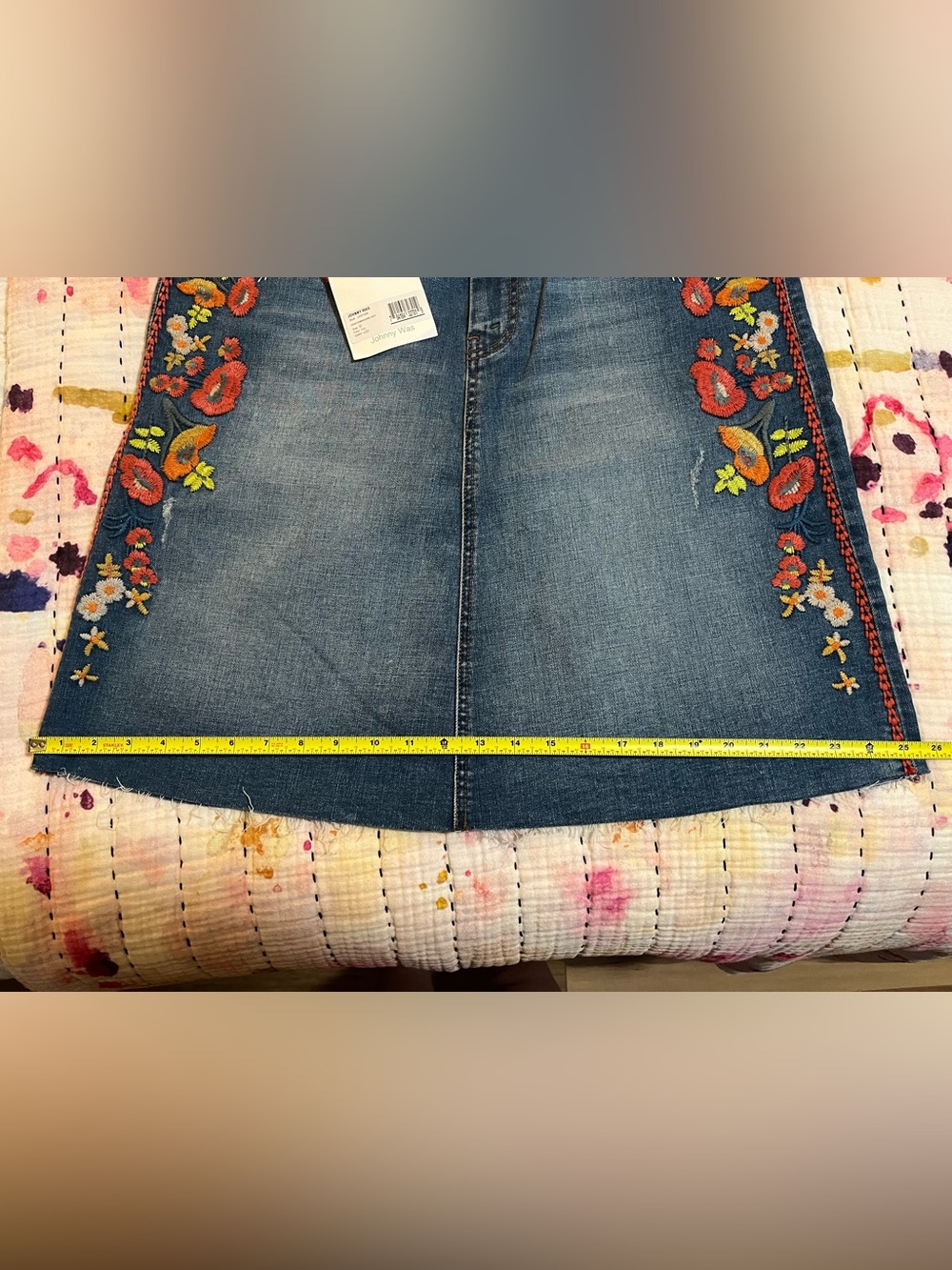 NWT Johnny Was Indigo Embroidered Denim Skirt Size 32 MSRP $220 - Picture 13 of 14